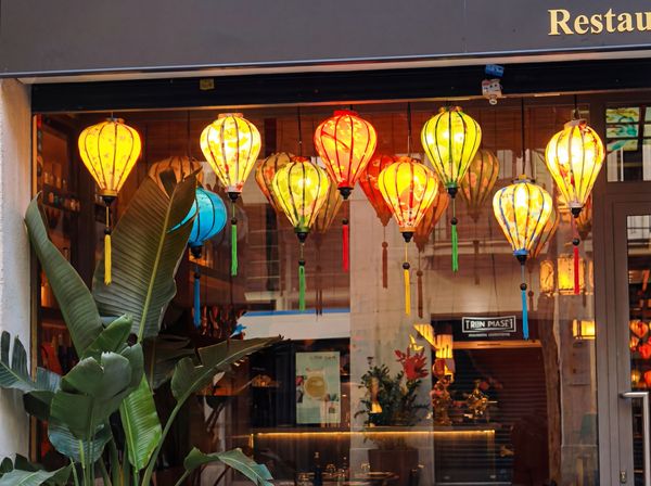 Bar y Linternas de Hội An