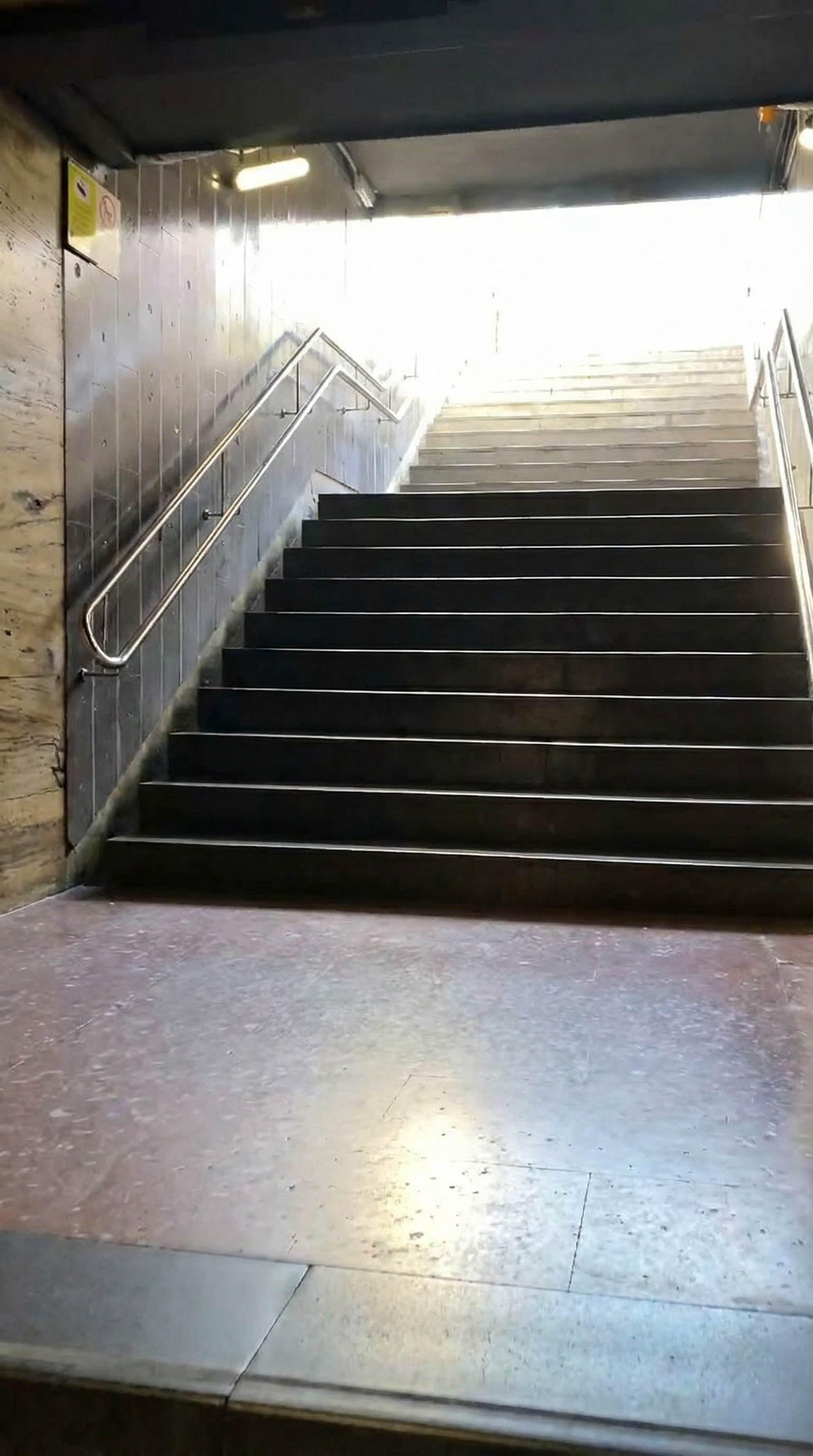 Salida metro Sagrada Família